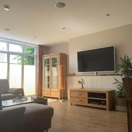 Im Sueden Der Insel Fehmarn By Interhome Ostseebad Kühlungsborn